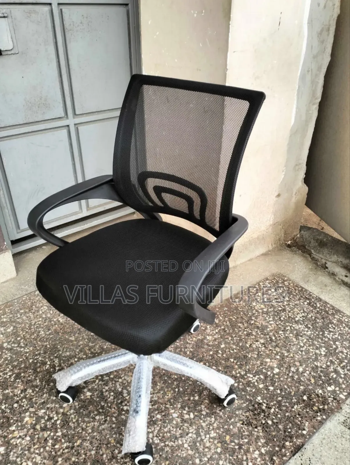 Adjustable Height Secretarial Mesh Chair