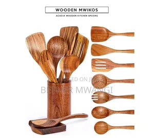 Wooden Cooking Spoon Set in Kenya