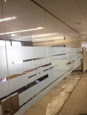 Frameless Glass Frosted MDF Aluminium Partitions Tinting