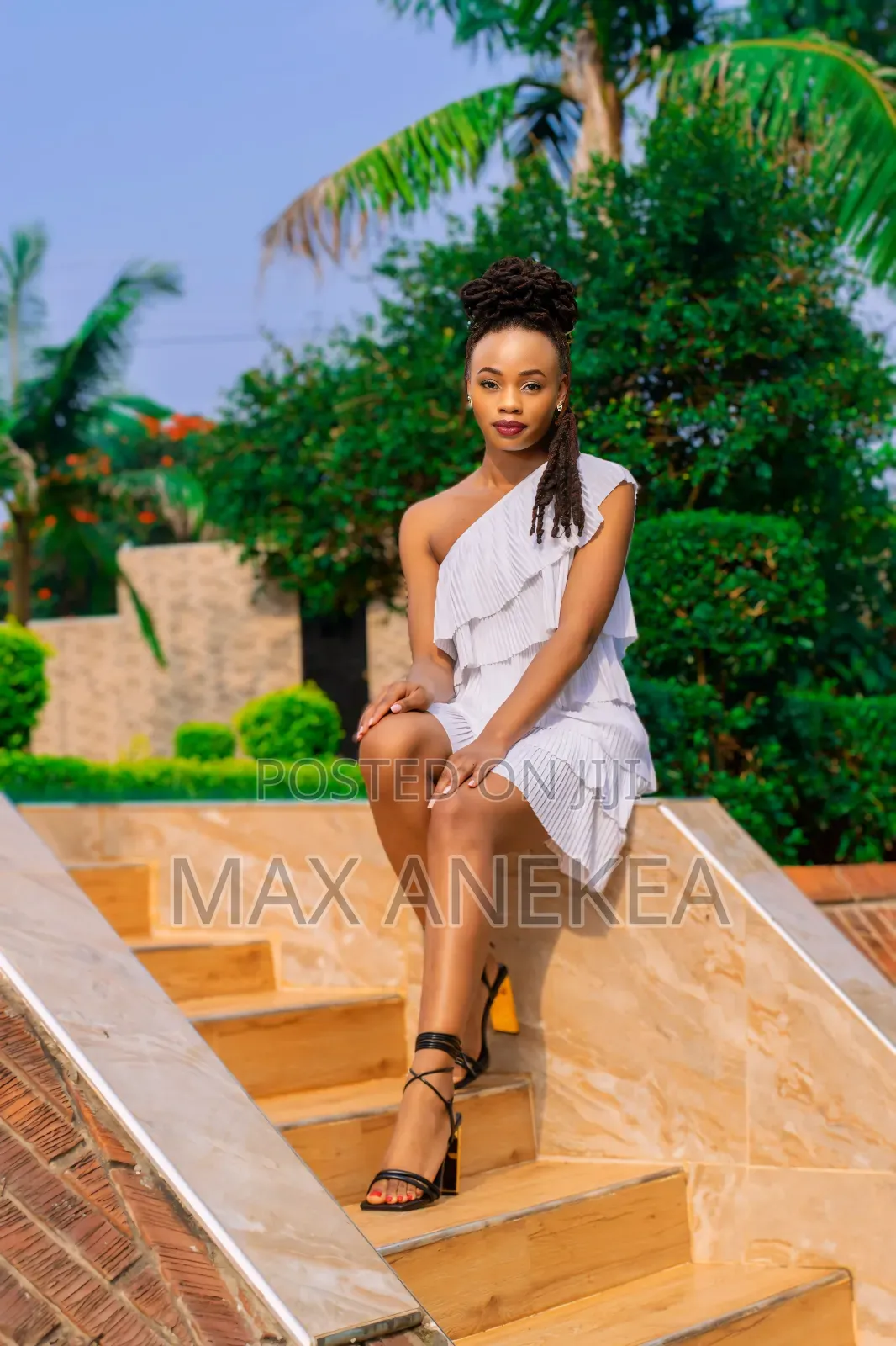 Graphics Designer Photographer