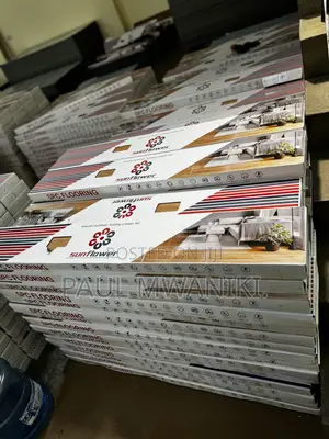 SPC Flooring 100% Waterproof With Underlay.