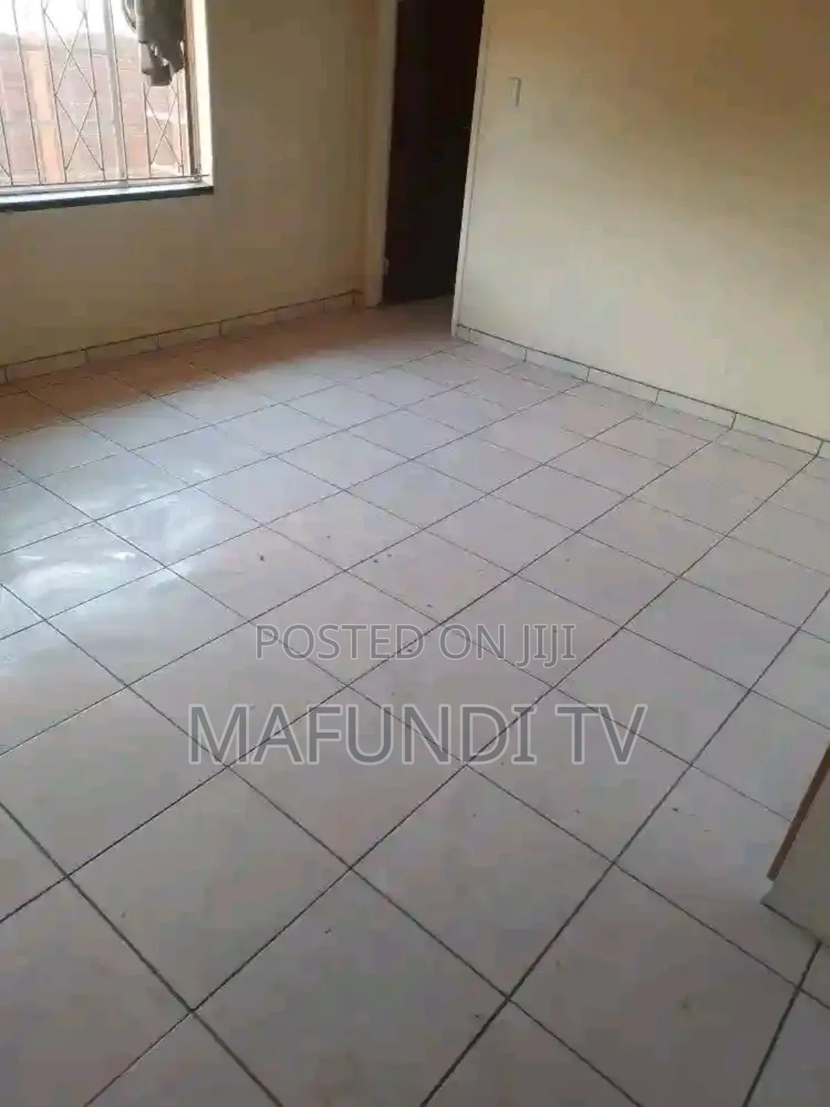 Tiling Ceramic and Porcelain Tiles