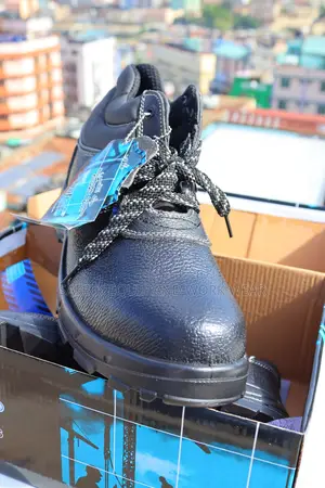 Vaultex Professional Boots