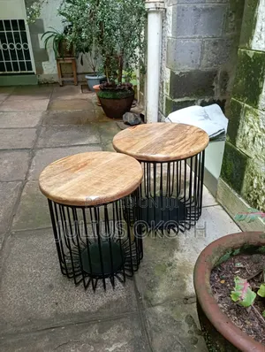 2 Coffee Stools (Mango)