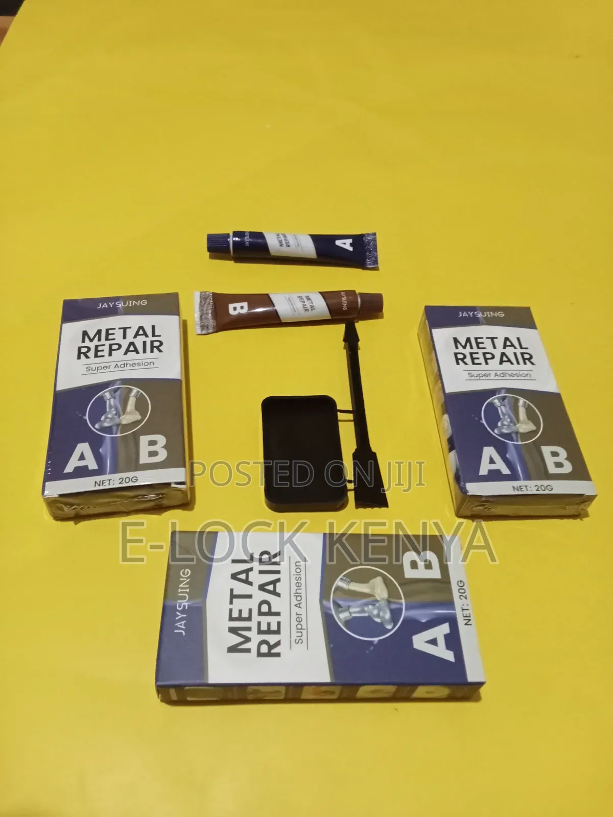 Compact Metal Repair Glue