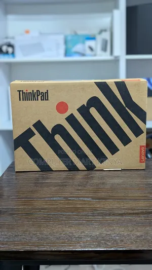 New Laptop Lenovo Thinkpad P14s 16GB Intel Core I7 SSD 512GB