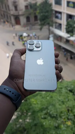 Apple iPhone 15 Pro Max 256 GB