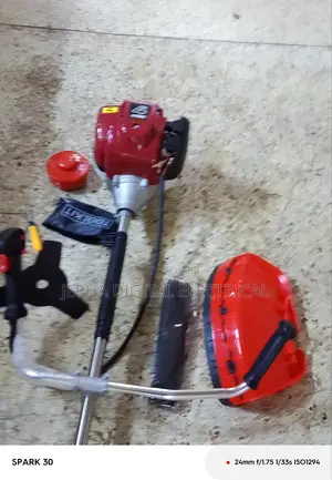 Grass Cutter /Brush Cutter