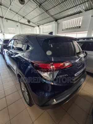 Honda Vezel 2017 Blue