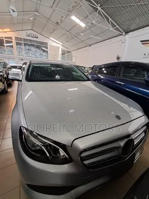Mercedes-Benz E200 2017 Silver