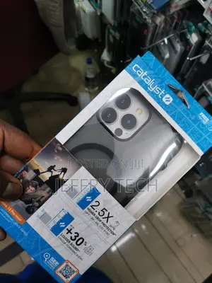 Catalyst iPhone 13 Pro Max Case Influence With Magsafe