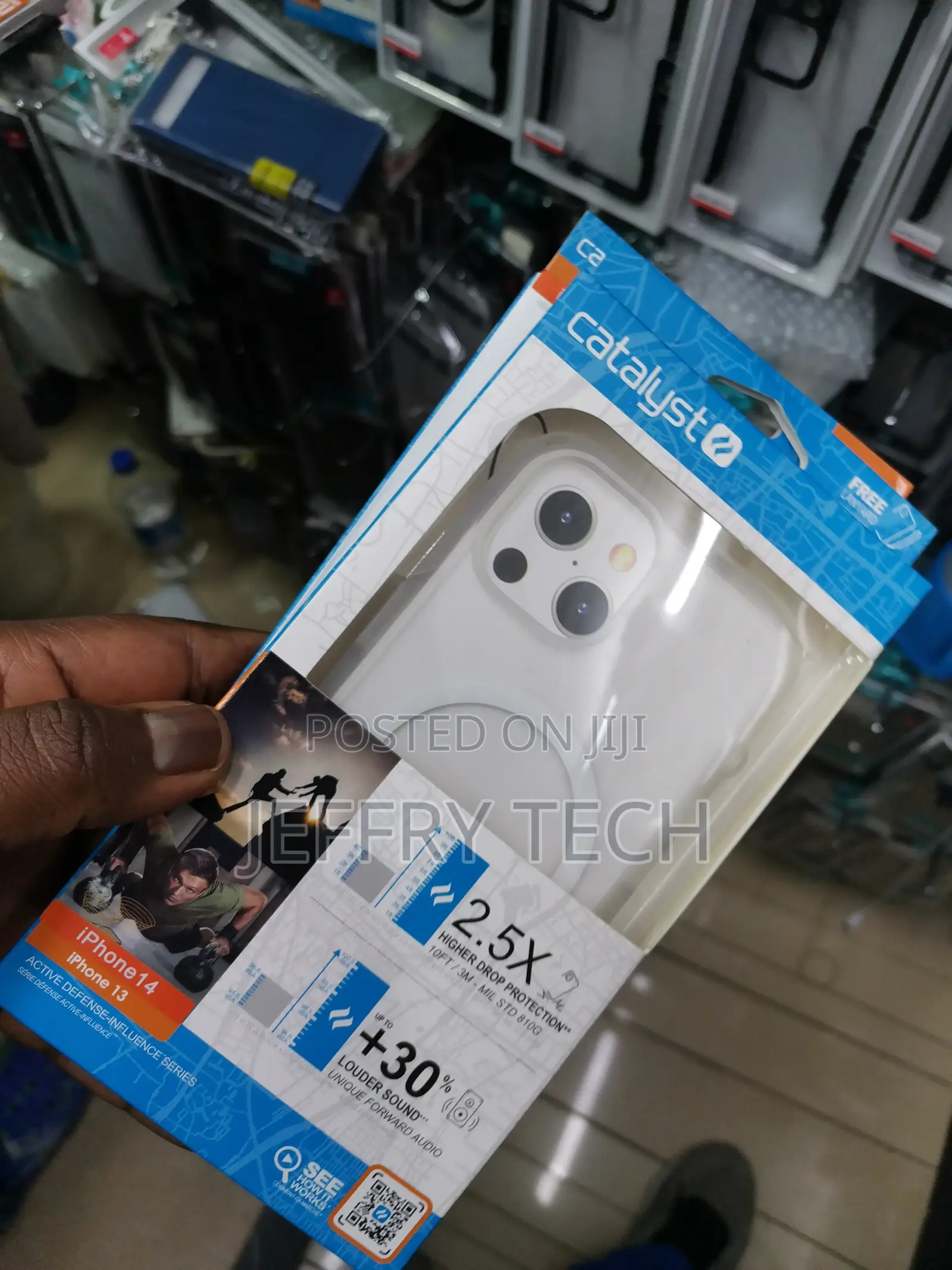 Catalyst Waterproof Case for iPhone 14/13 With Magsafe-Clea