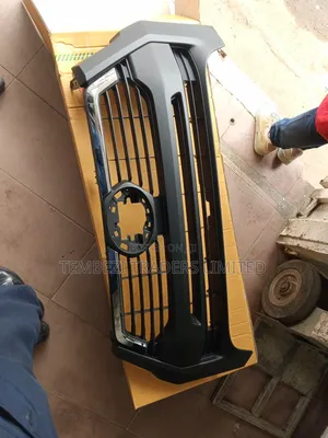 Front Grille Toyota Hilux Rocco 2021