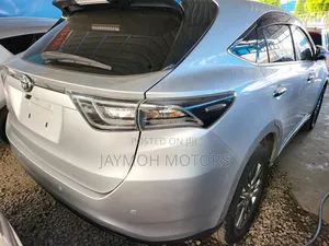 Toyota Harrier 2017 Silver