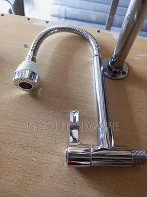 Lirlee Wall Flex Spout