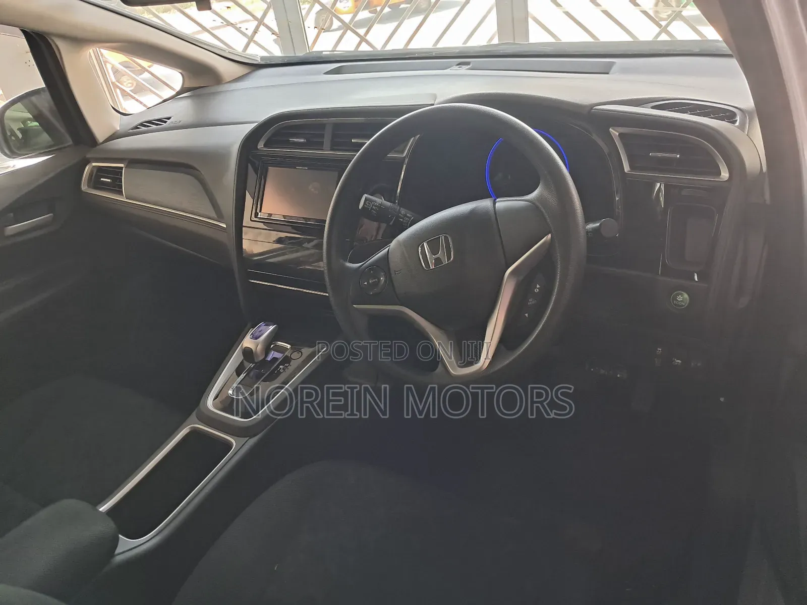 Honda Shuttle 2017 Gray