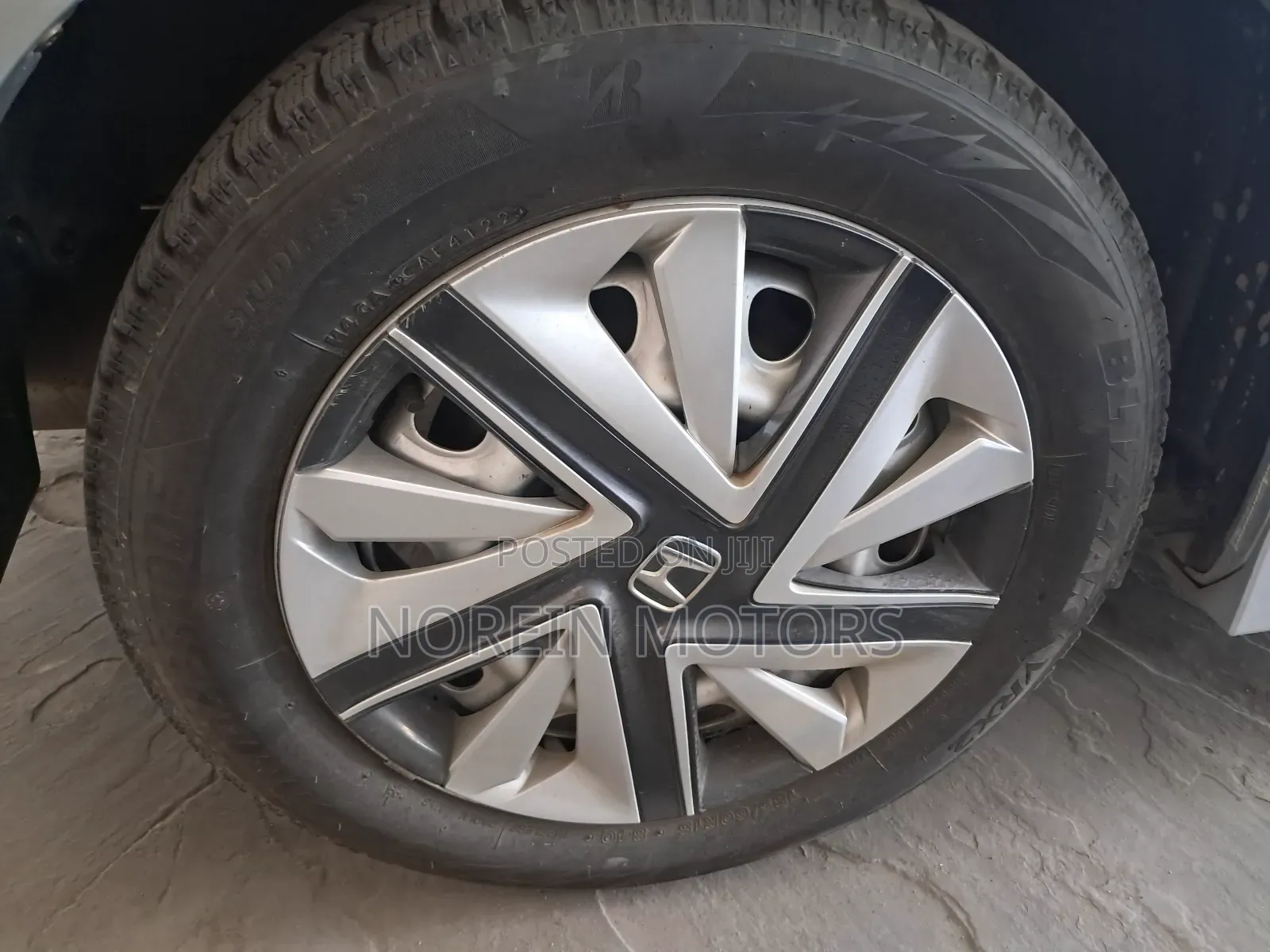 Honda Shuttle 2017 Gray