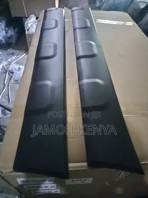 Honda CRV Re3, Re4 Mouldings