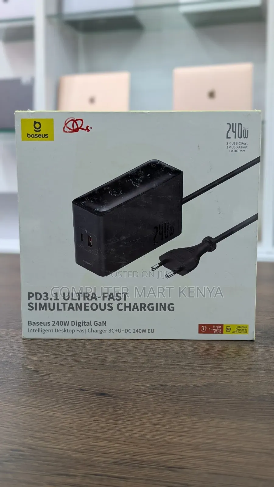 Baseus 240W Digital Gan