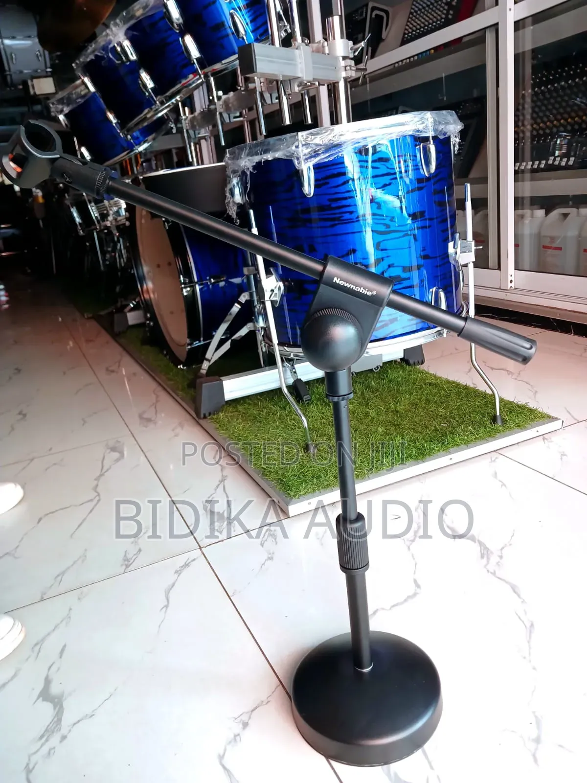Brand New Microphone Stand