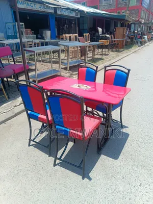 Restaurant Balls Set, Red and Blue 