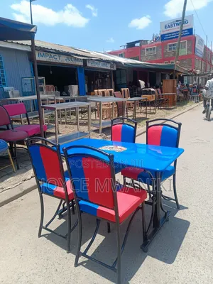 Restaurant Balls Set, With Blue Table 