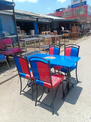 Restaurant Balls Set, With Blue Table 