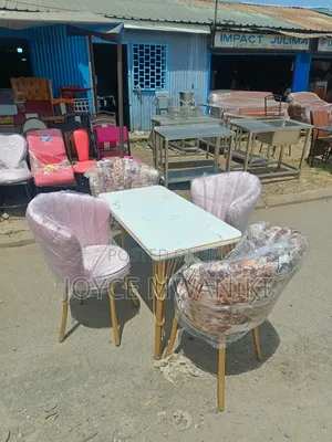 Unique and Latest Design Dinning Set 