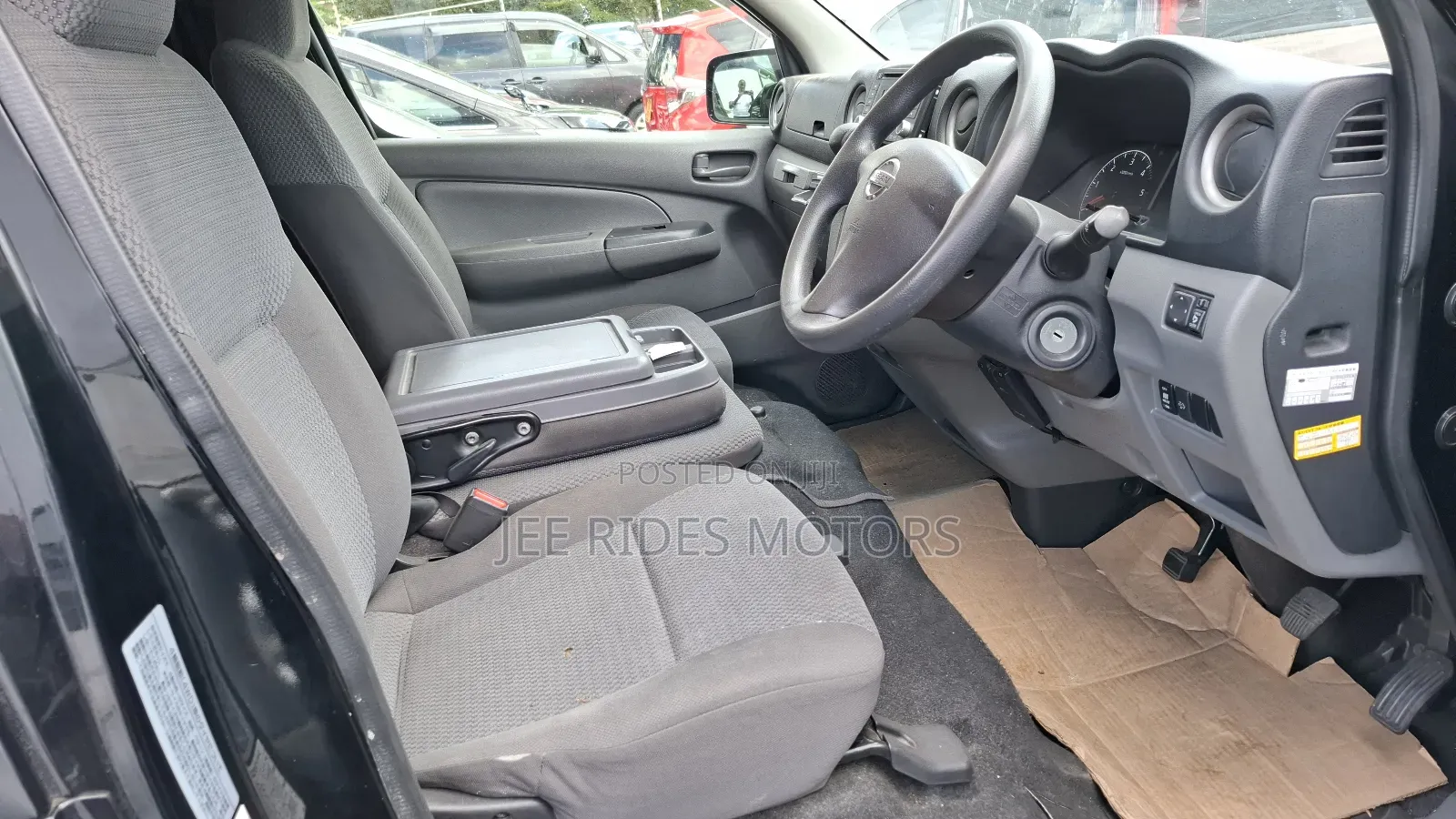 Nissan Vanette 2016 Black