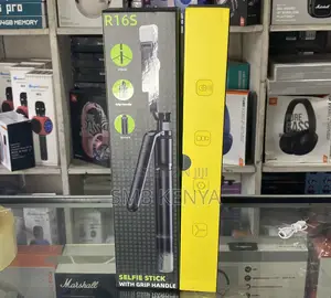R16S Selfie Stick With Led Light and Grip Handle, 1.7 M