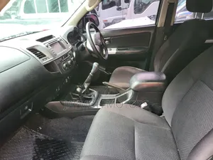 Toyota Hilux 2014 White