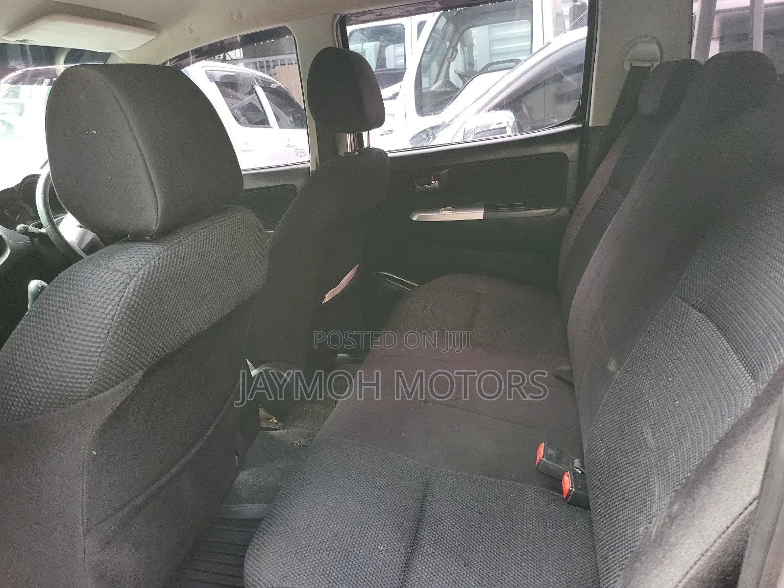 Toyota Hilux 2014 White