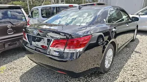 Toyota Crown 2017 Black