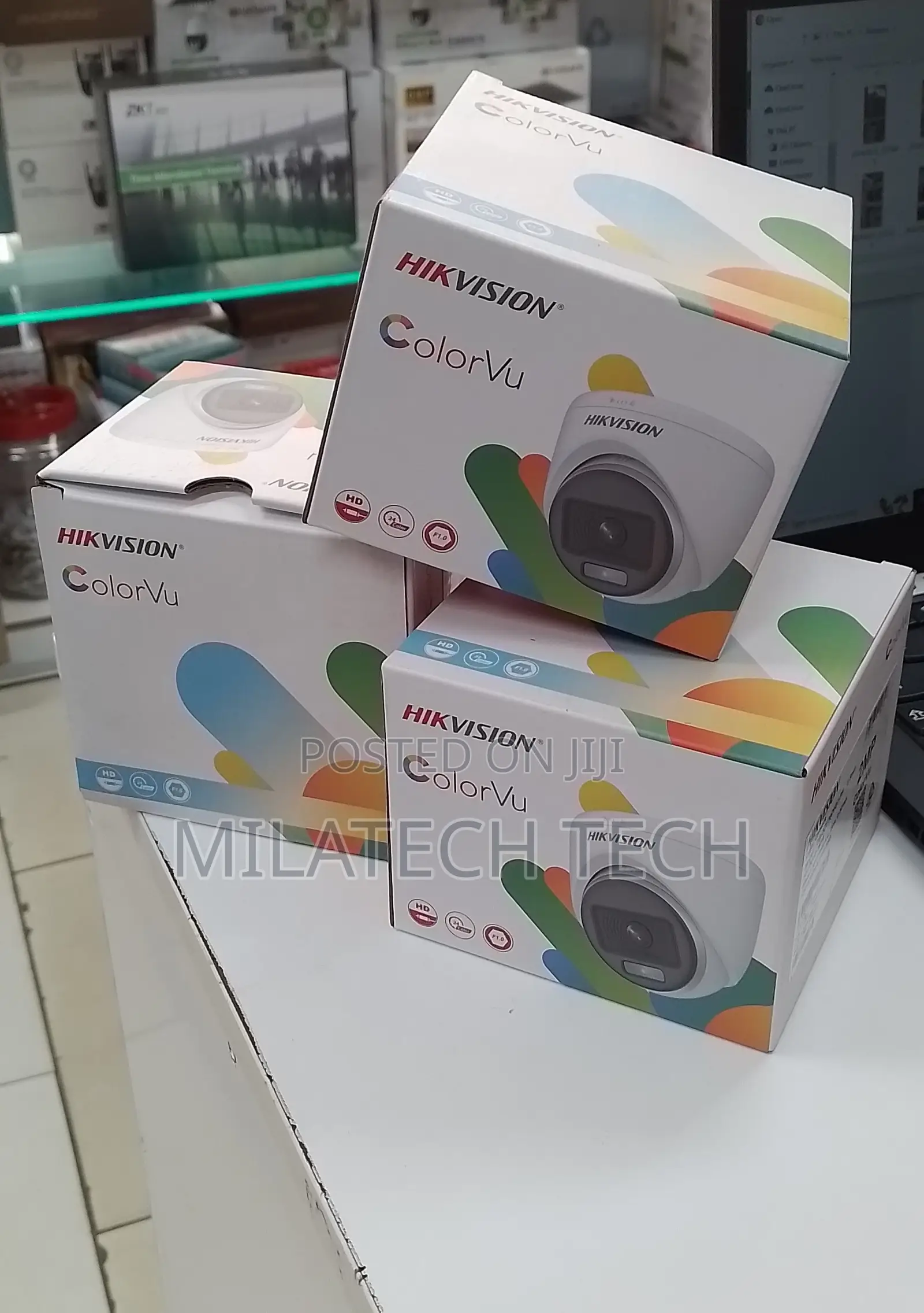 Quality Hikvision 1080P Full Color 2MP Colorvu Dome Camera