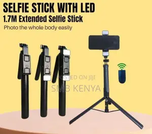 Tripod LED R16sselfie Stick LED With Grip Handle