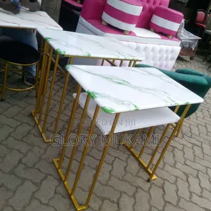 Green Marble Manicure Table