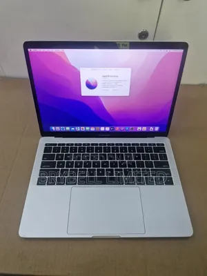Laptop Apple MacBook Pro 2017 8GB Intel Core I5 SSD 256GB