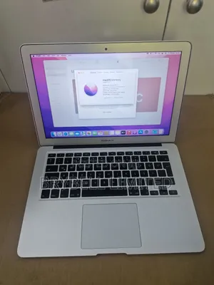 Laptop Apple MacBook Air 2017 8GB Intel Core I5 SSD 128GB