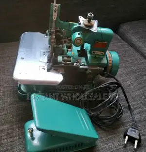 Commercial Use Overlock Sewing Machine