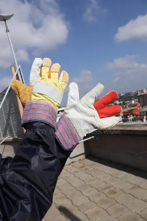 Short Leather Gloves Available In All Sizes.