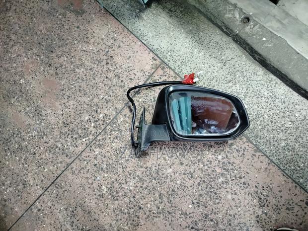 Side Mirror Voxy 2015 - main view