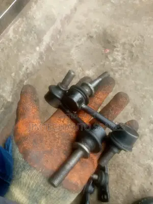 Toyota Mark X Front Links