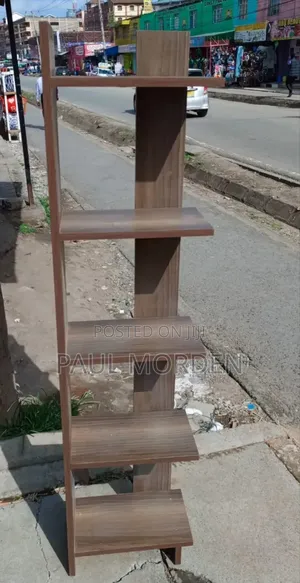 Booking Shelves /Corner Shelf