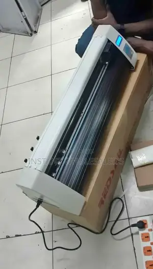 Commercial Plotter Cutting Machine