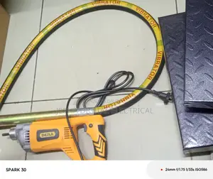 Dera Electric Concrete Vibrator