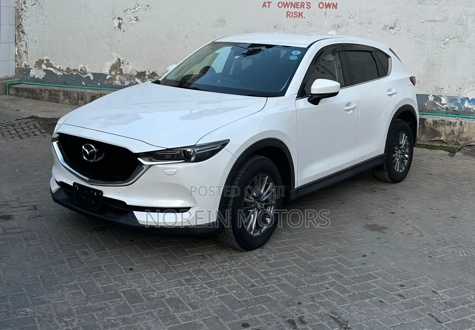 Mazda CX-5 2018 Off white