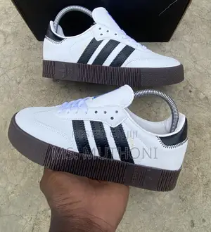 Authentic Double Sole Adidas Kids Sizes:31 32 33 34 35 36