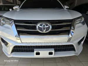 Toyota Fortuner 2018 White