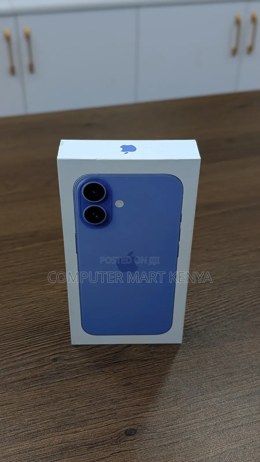 New Apple iPhone 16 128 GB Blue