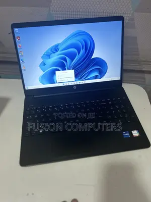 Laptop HP 15s 8GB Intel Core I7 SSD 512GB